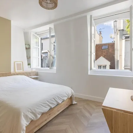 Beautiful Flat In Center Of - Sentier Apartman *