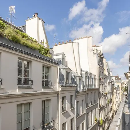Beautiful Flat In Center Of - Sentier Apartman